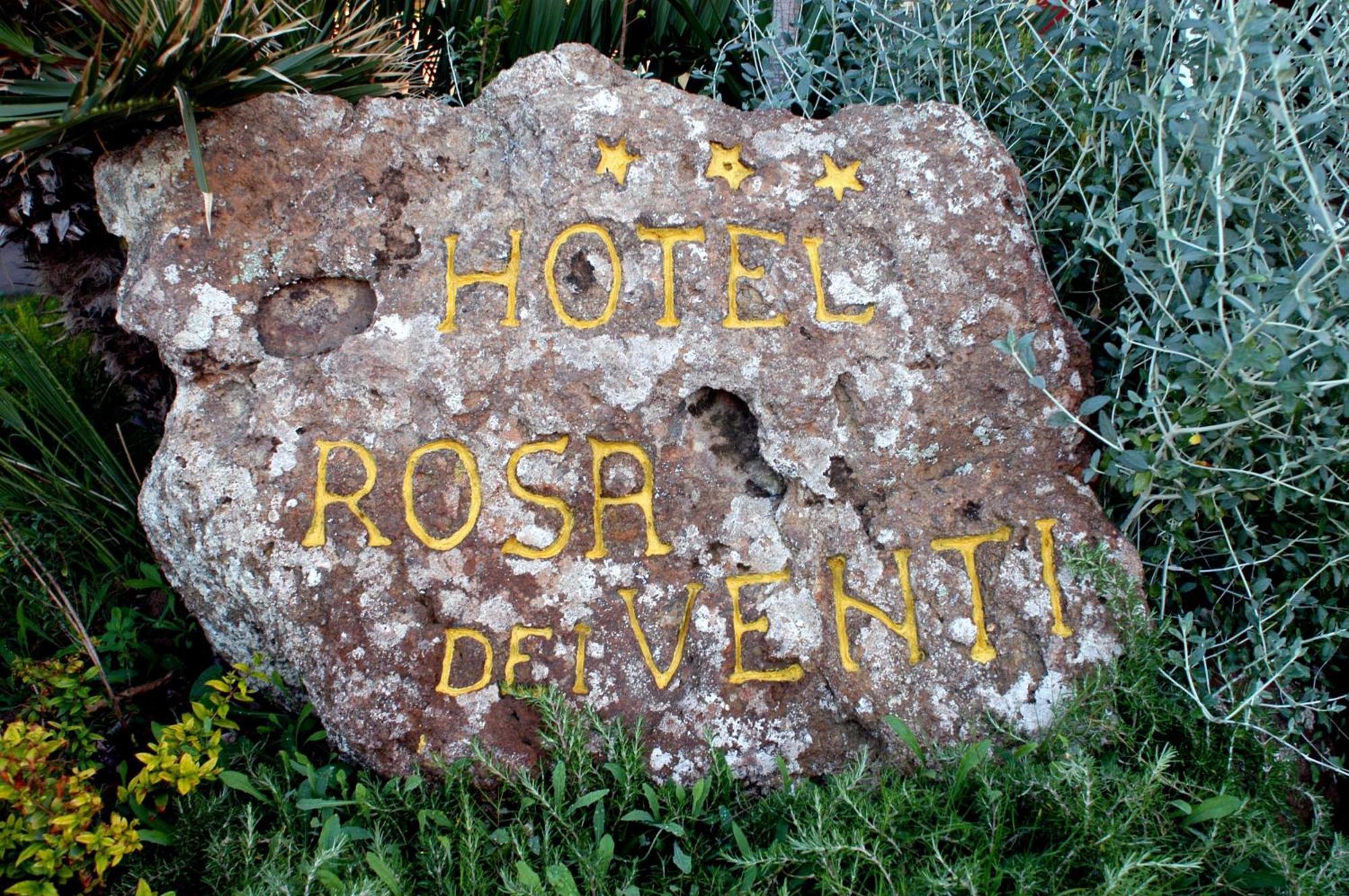Hotel Rosa Dei Venti กัสเตลซาร์โด ภายนอก รูปภาพ