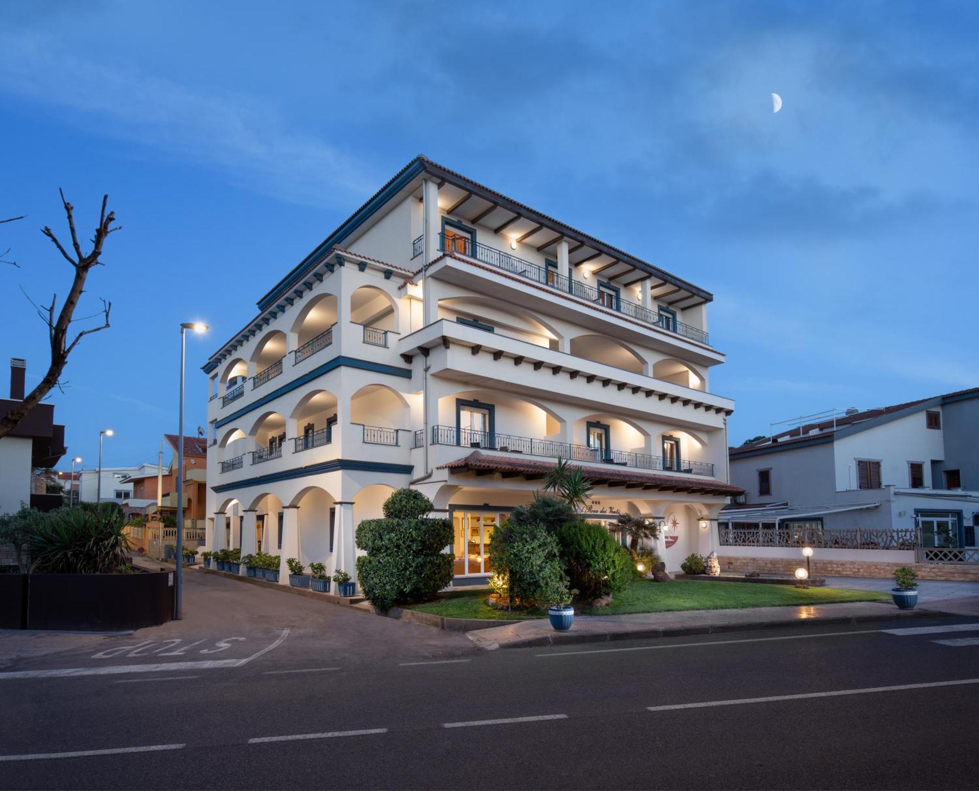 Hotel Rosa Dei Venti กัสเตลซาร์โด ภายนอก รูปภาพ